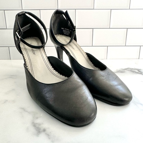 Naturalizer Shoes - Naturalizer Size 8 Women’s Ankle Strap Heels